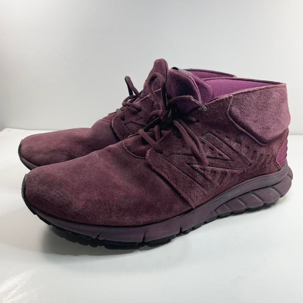 new balance‎ men's burgundy size 10.5
